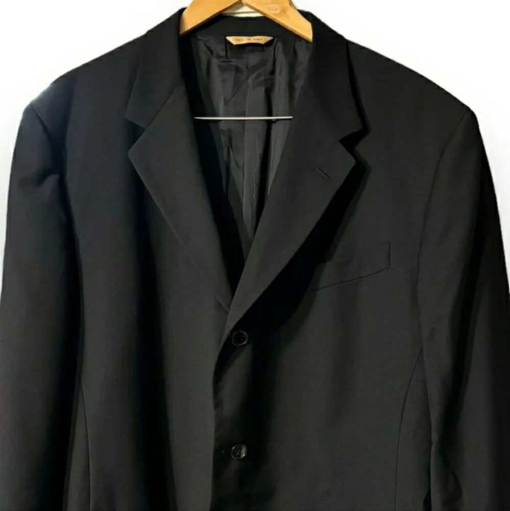 DONNA KARAN Signature Three Button Wool Suit Jacket 100% wool